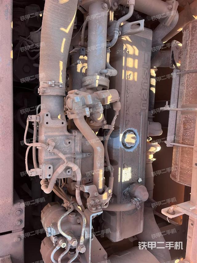 發(fā)動機(jī)整體俯視（整機(jī)外觀）