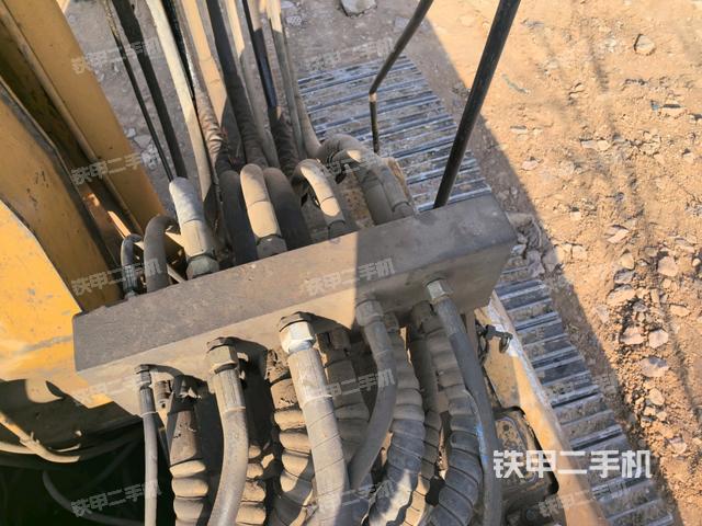 雷沃重工FR626C旋挖钻的设备实拍-第46张实拍照片