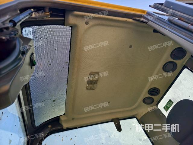 頂棚整體（駕駛室部分）