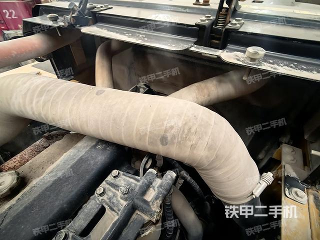 發(fā)動機整體俯視(整機外觀) 發(fā)動機整體俯視(整機外觀)