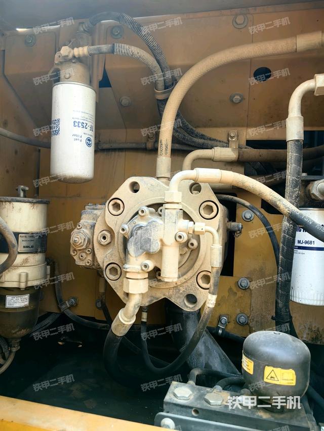 液壓泵室（大件艙室）