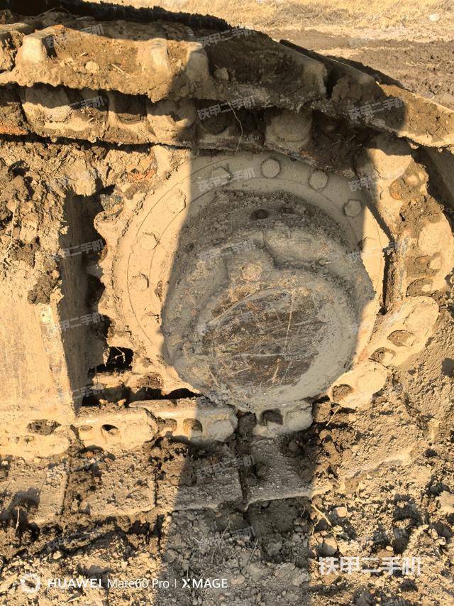 左驅(qū)動(dòng)輪（行走機(jī)構(gòu)）