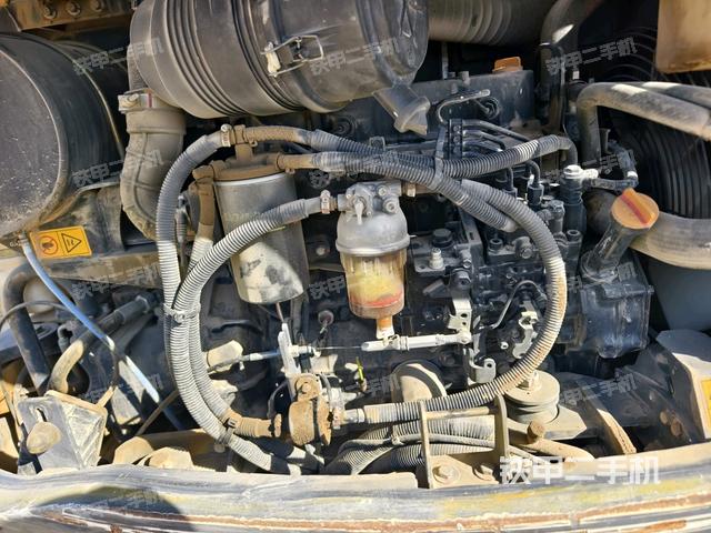 增壓器特寫(xiě)(上車(chē)部件) 增壓器特寫(xiě)(上車(chē)部件)
