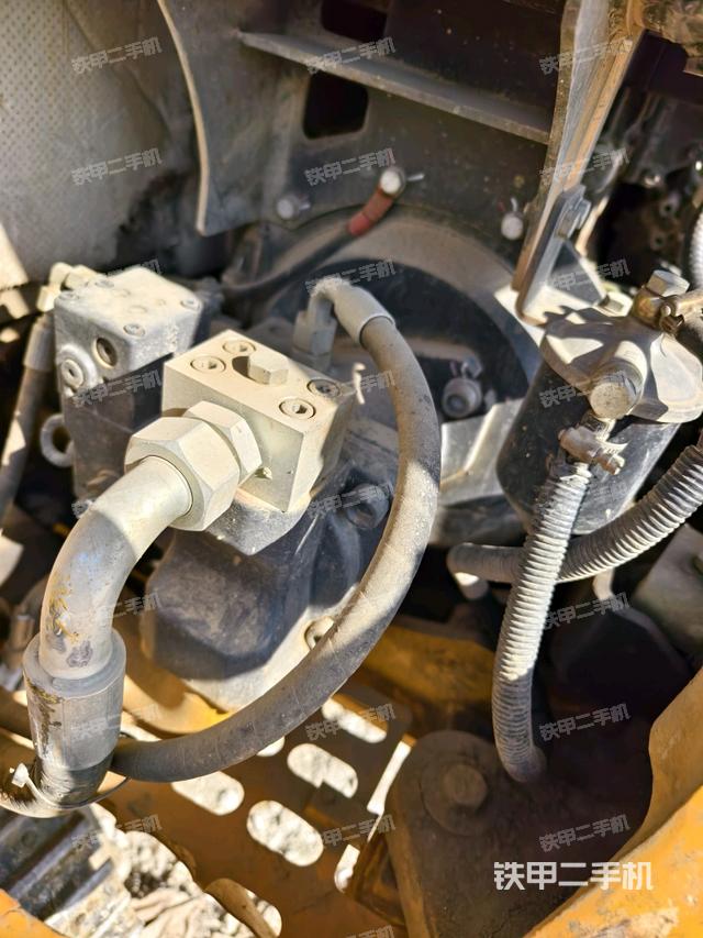 液壓泵室（大件艙室）