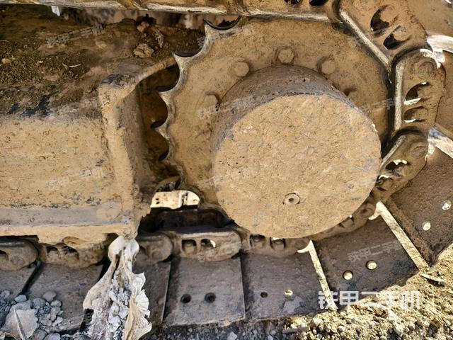 左驅(qū)動(dòng)輪（行走機(jī)構(gòu)）