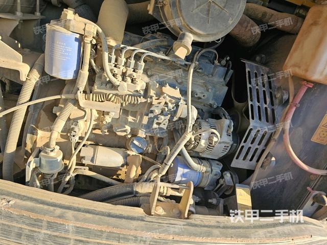 發(fā)動(dòng)機(jī)整體俯視(整機(jī)外觀) 發(fā)動(dòng)機(jī)整體俯視(整機(jī)外觀)