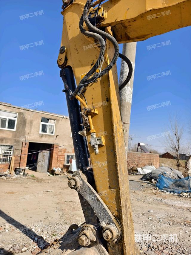 小臂整體左后（工作和回轉(zhuǎn)裝置）