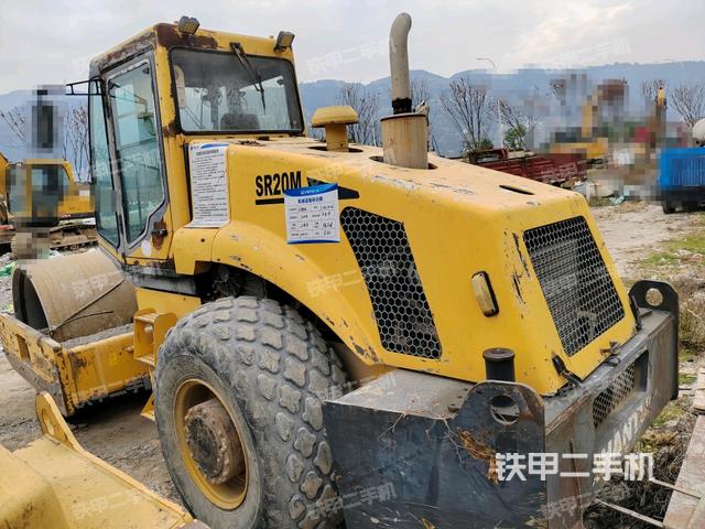 右后45°（壓路機(jī)整機(jī)外觀）