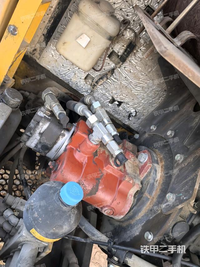 液壓泵室（大件艙室）