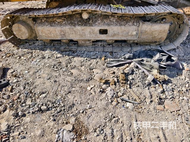 右側(cè)履帶整體?（行走機構(gòu)）