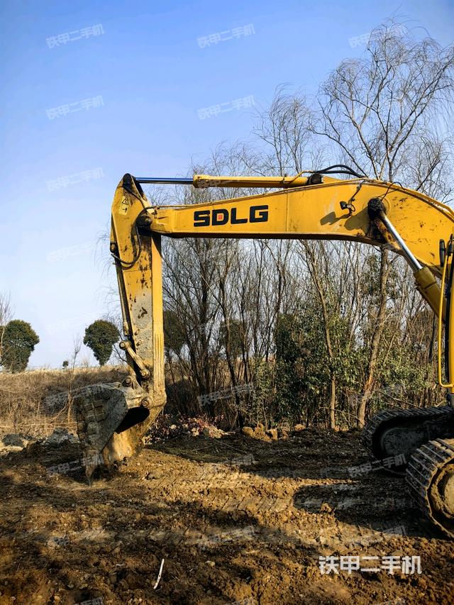 大臂整體?右側(cè)（工作和回轉(zhuǎn)裝置）