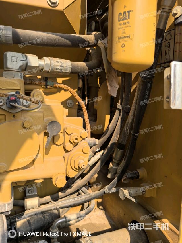 電瓶（大件艙室）