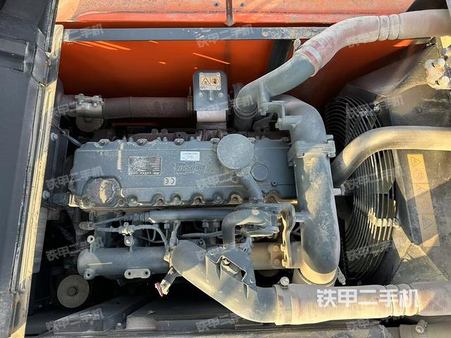 發(fā)動機整體俯視（整機外觀）