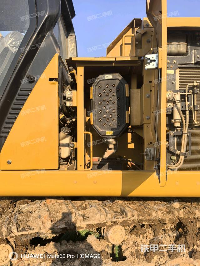 液壓泵斜45?左（大件艙室）