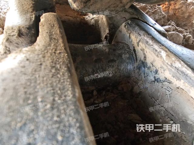左驅(qū)動輪(行走機構(gòu)) 左驅(qū)動輪(行走機構(gòu))