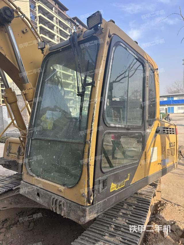 右前45(整機外觀) 右前45(整機外觀)