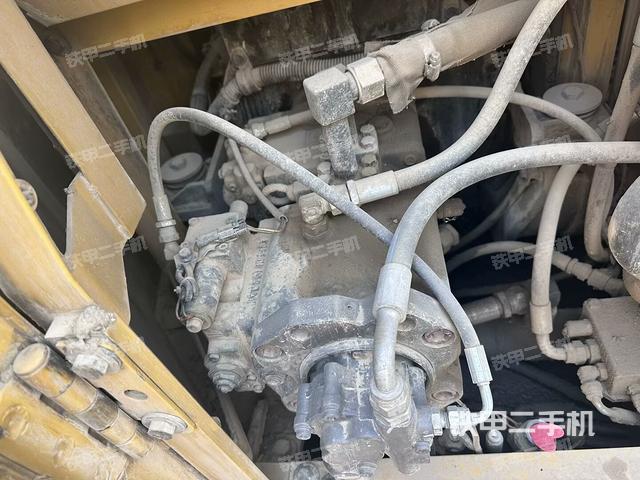 液壓泵室(大件艙室) 液壓泵室(大件艙室)