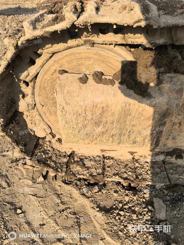 右驅(qū)動(dòng)輪（行走機(jī)構(gòu)）