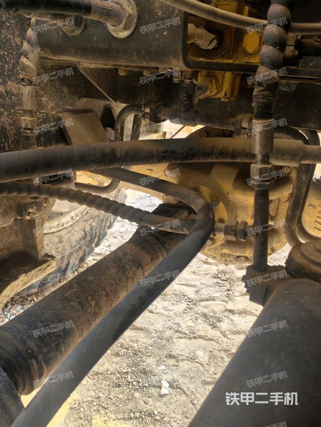 前驅(qū)動(dòng)橋(液壓/傳動(dòng)系統(tǒng)) 前驅(qū)動(dòng)橋(液壓/傳動(dòng)系統(tǒng))