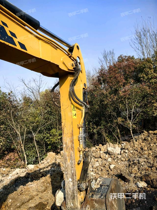 小臂整體左后（工作和回轉(zhuǎn)裝置）