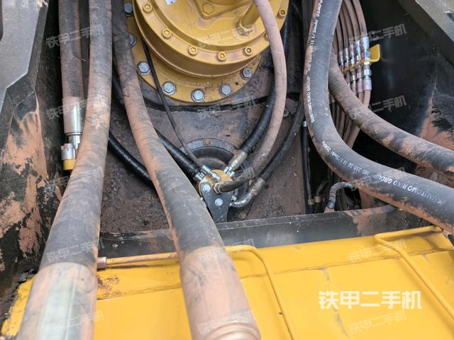 回轉(zhuǎn)馬達(dá)（上車部件）