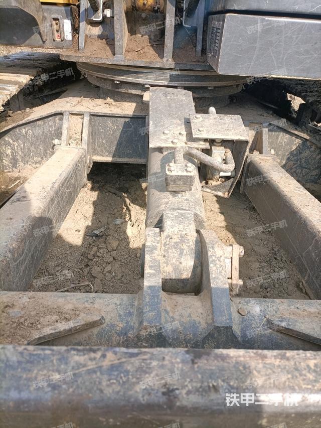 轉盤和下車架正前（工作和回轉裝置）