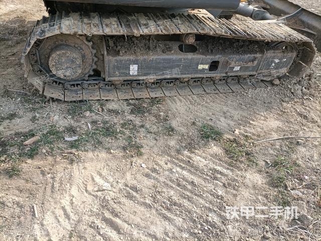 右側履帶整體?（行走機構）