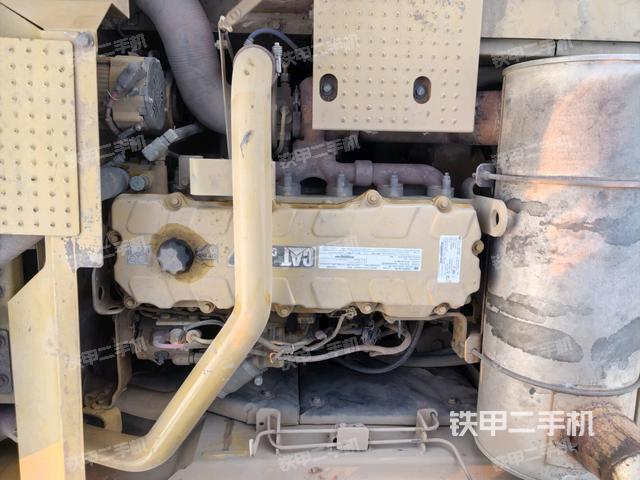 發(fā)動機整體俯視(整機外觀) 發(fā)動機整體俯視(整機外觀)