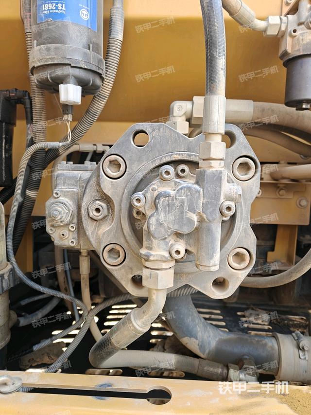 液壓泵室（大件艙室）