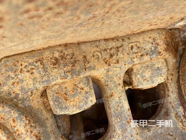 左側(cè)行走馬達(dá)蓋板（行走機(jī)構(gòu)）