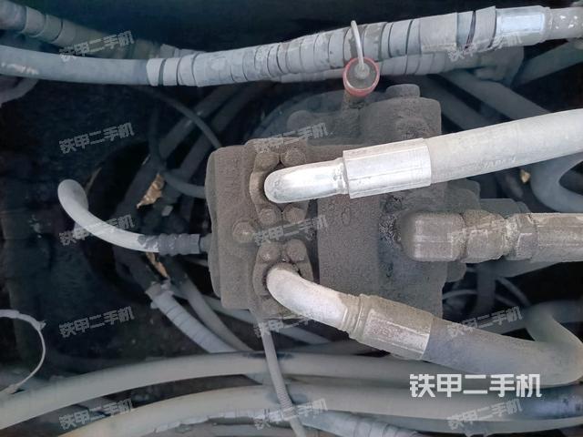 回轉(zhuǎn)馬達(dá)（上車(chē)部件）