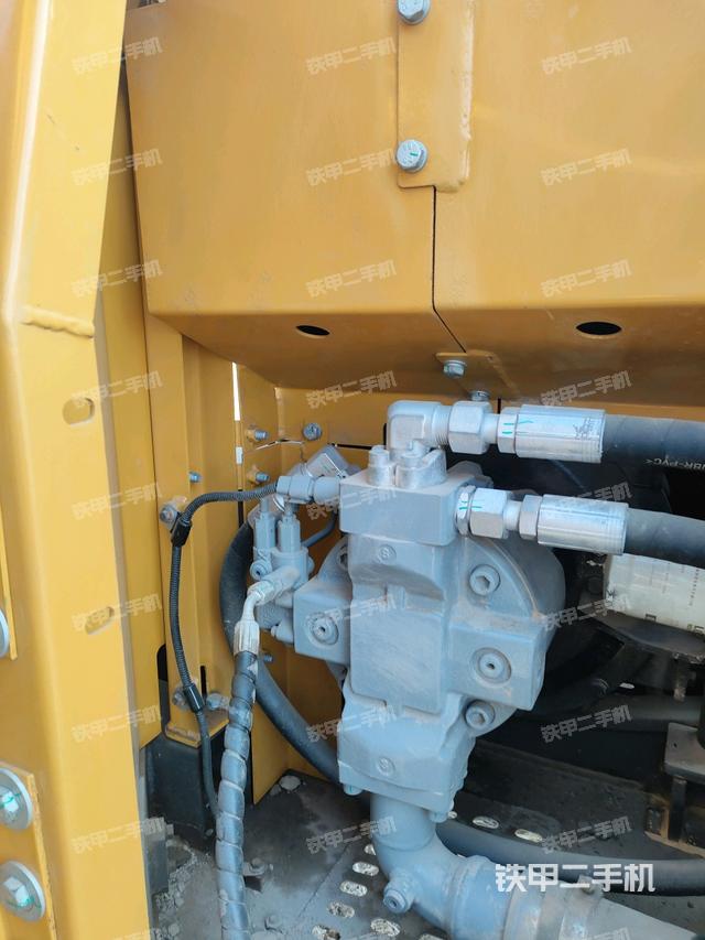 液壓泵室（大件艙室）