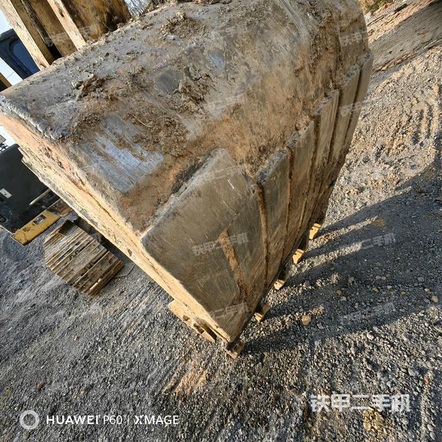 鏟斗45度(工作和回轉(zhuǎn)裝置) 鏟斗45度(工作和回轉(zhuǎn)裝置)