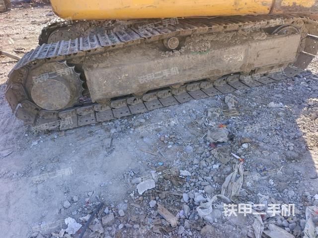 左側(cè)履帶整體?（行走機構(gòu)）