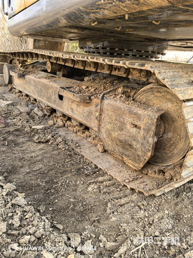 左側(cè)履帶整體?（行走機(jī)構(gòu)）