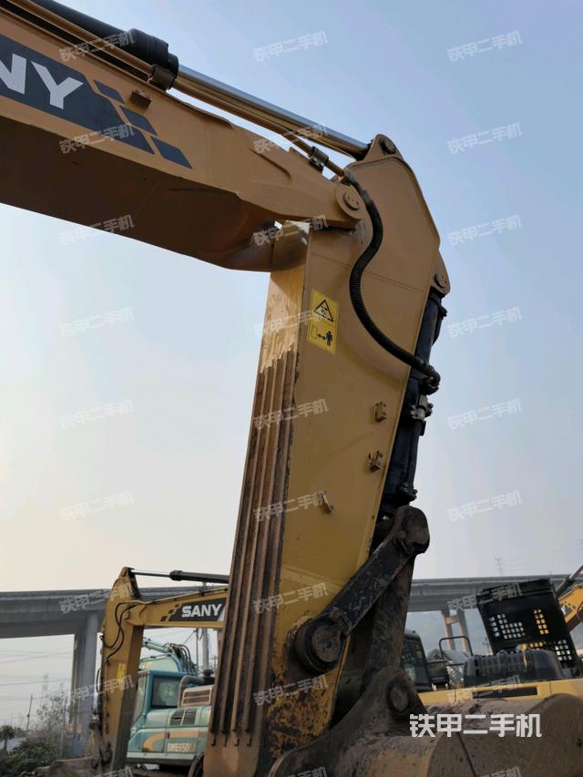 大臂整體?右側(cè)（工作和回轉(zhuǎn)裝置）