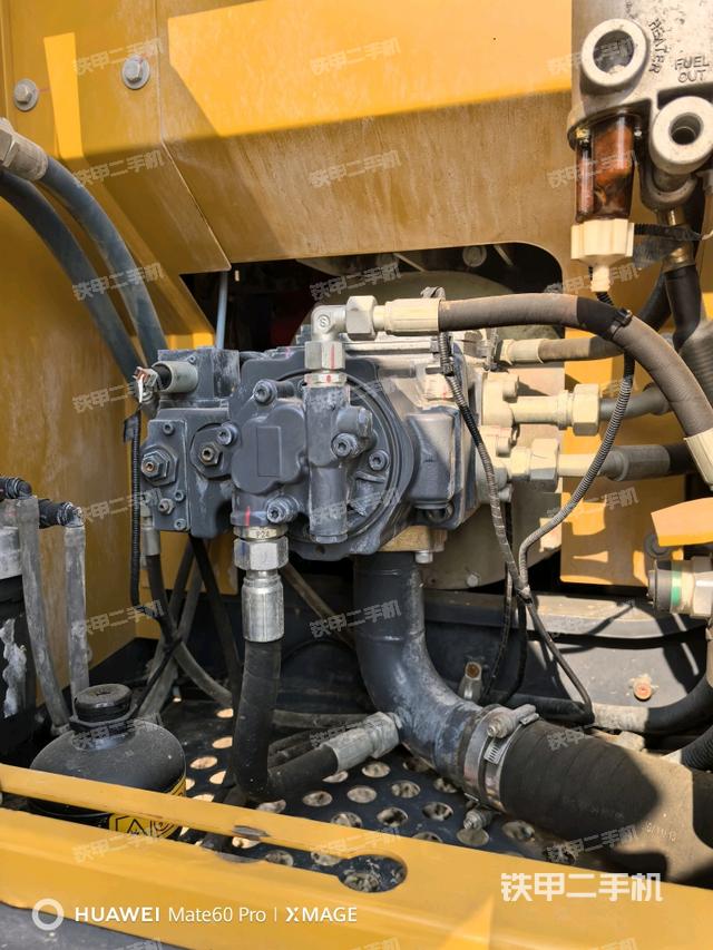 電瓶（大件艙室）