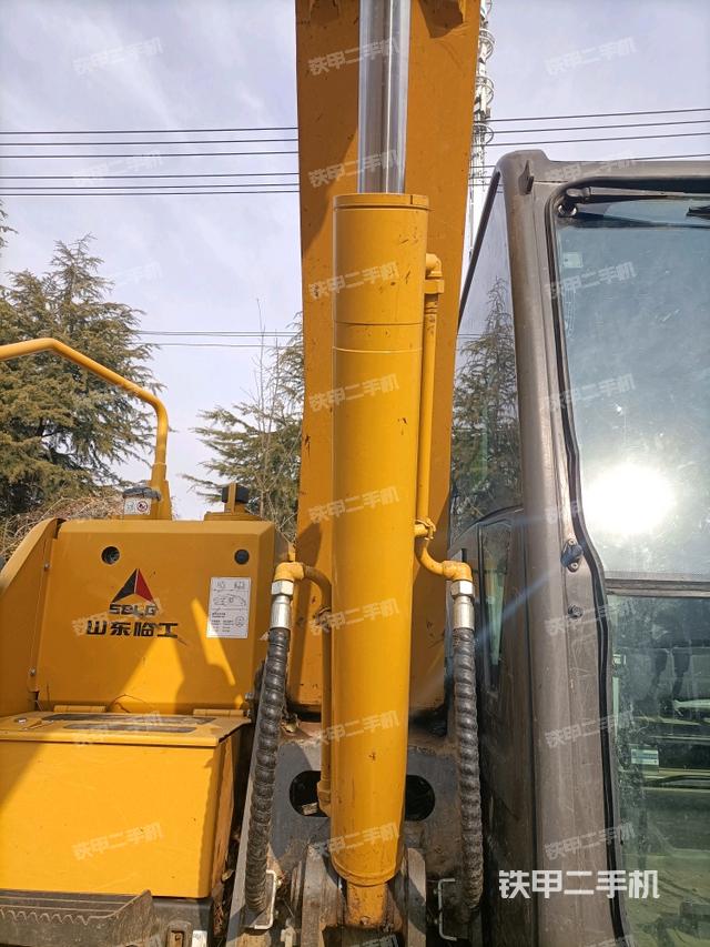 大臂根部?斜（工作和回轉裝置）