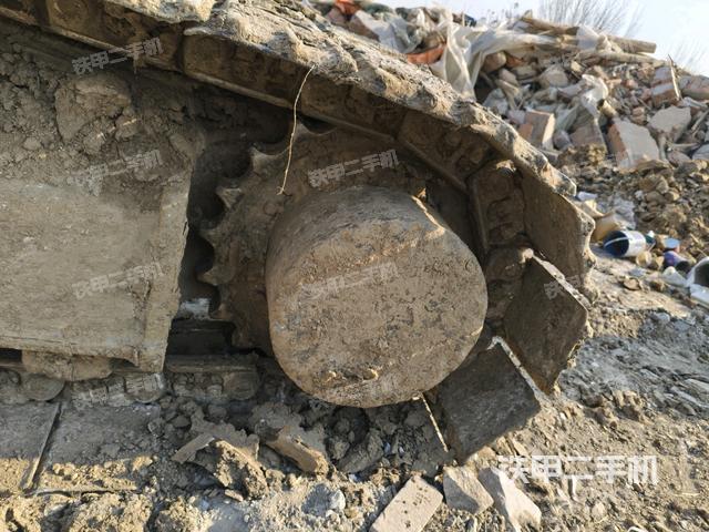 右驅(qū)動輪(行走機構(gòu)) 右驅(qū)動輪(行走機構(gòu))