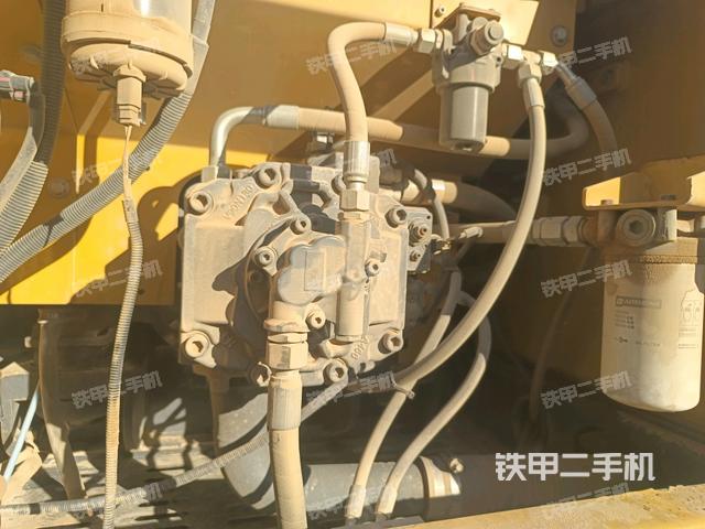 液压泵斜45 左（大件舱室）