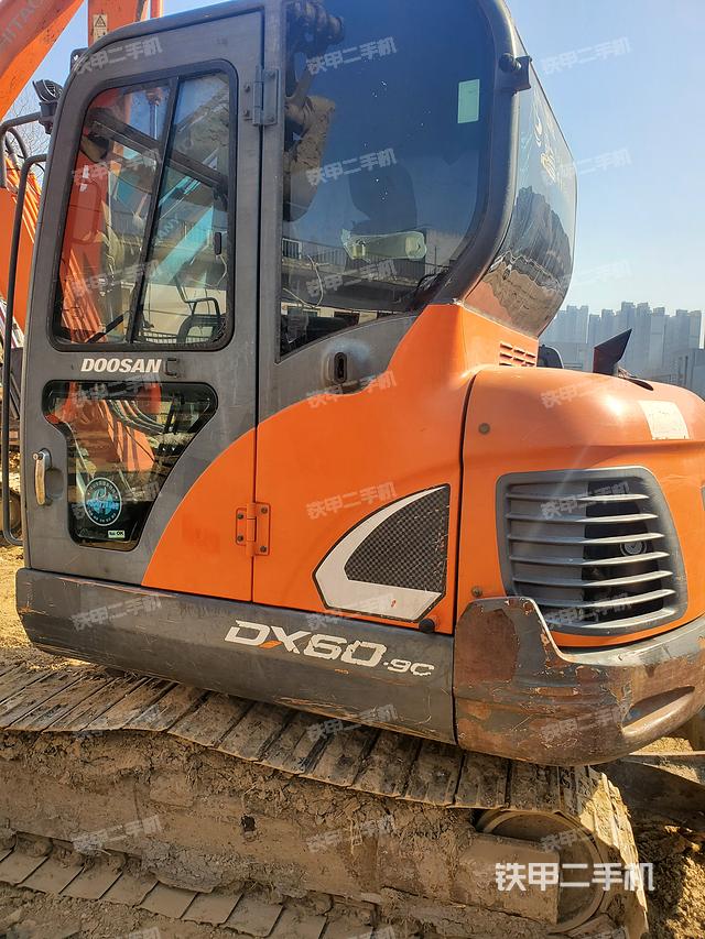 整机右后45°（整机外观）