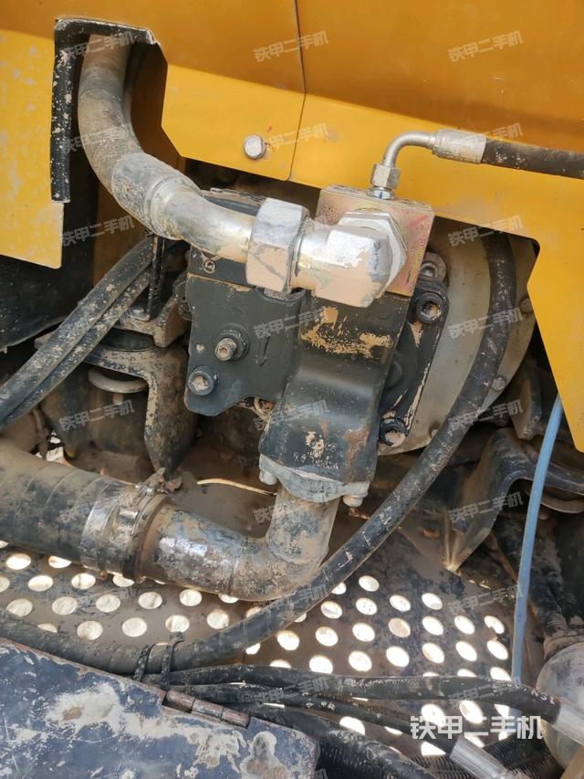 液壓泵室（大件艙室）