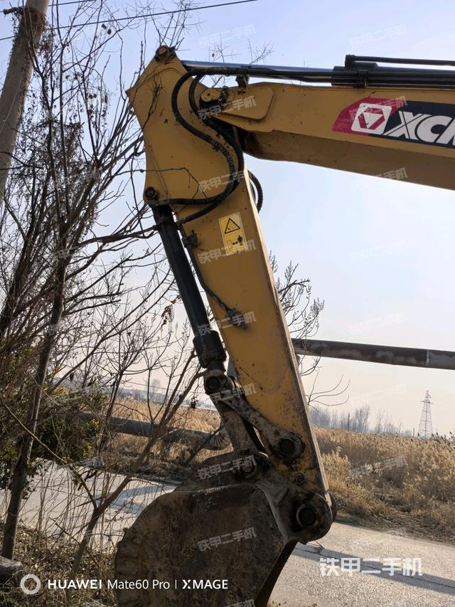 大臂油缸整體?豎拍（工作和回轉(zhuǎn)裝置）