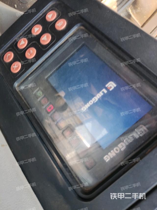 顯示屏?（駕駛室部分）