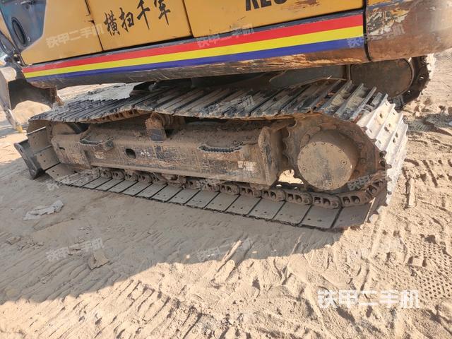 右側(cè)履帶整體?（行走機(jī)構(gòu)）