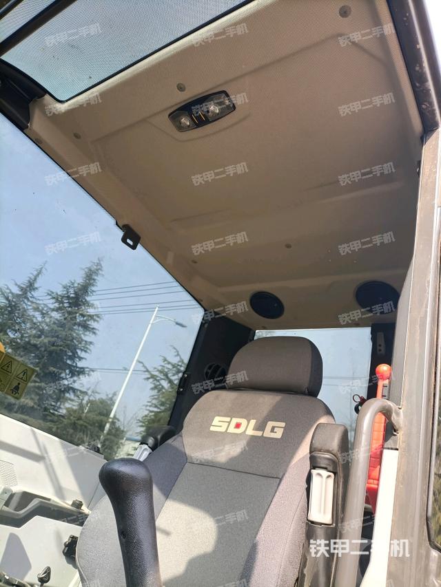 頂棚整體（駕駛室部分）