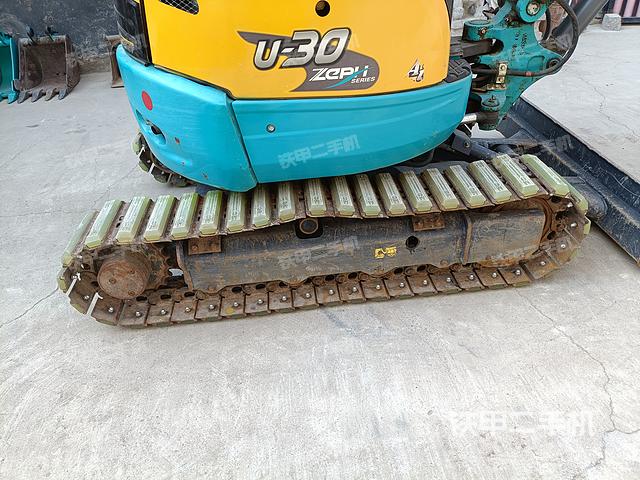 单侧履带整体（整机外观）