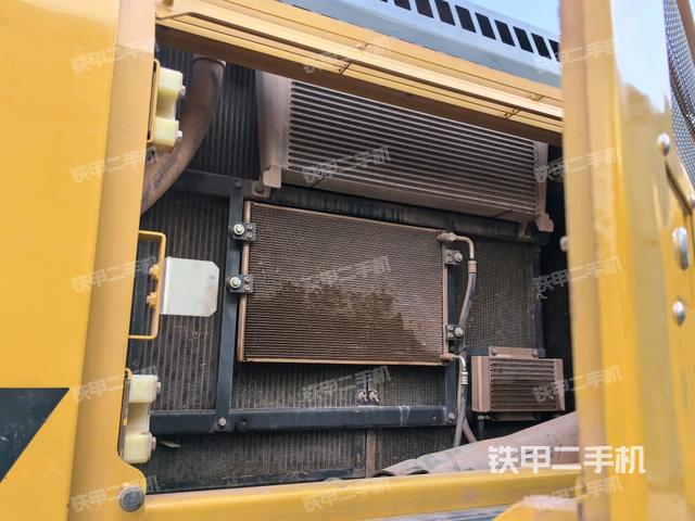 散熱器正面（大件艙室）