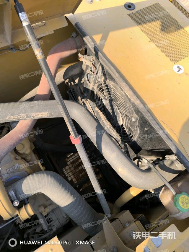 氣門室蓋螺絲特寫(上車部件) 氣門室蓋螺絲特寫(上車部件)
