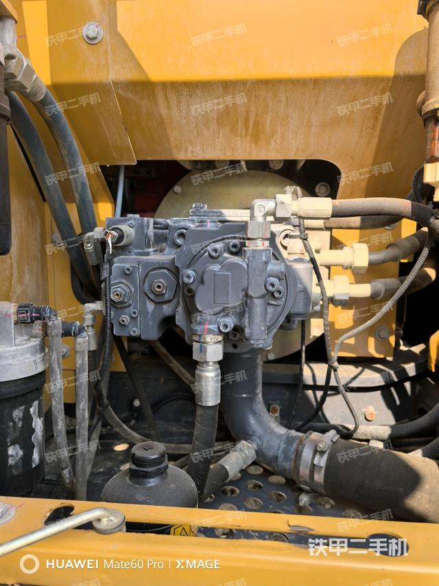 液壓泵室（大件艙室）